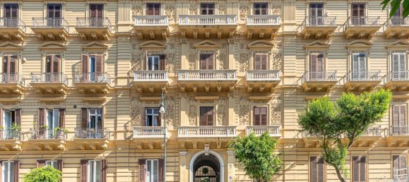 6 rooms Apartment in Palermo, Italy No. 257743 2