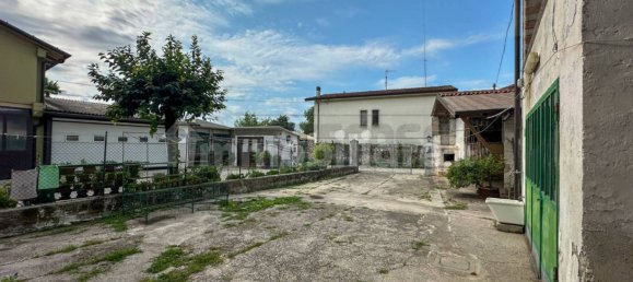 2 bedrooms House in Udine, Italy No. 310191 4