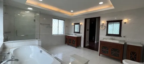 5 chambres house à louer à Thu Duc, Ho Chi Minh, Vietnam № 74815 13