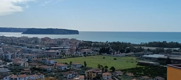 Дом с 4 комнатами в Прая а Маре, Италия № 87142 17