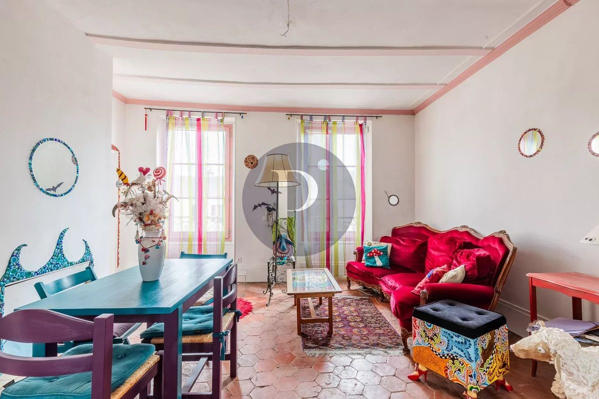 Apartamento de 4 dormitorios en Wissous, France No. 177472