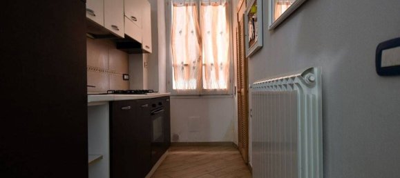 4 rooms Apartment in Sassari, Italy No. 50021 6