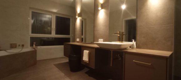 3 Schlafzimmer Villa in Saarbrücken, Germany, Nr. 272879 3