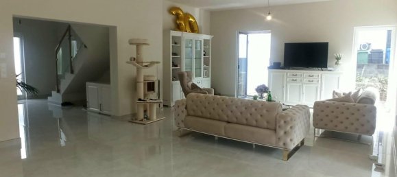 3 Schlafzimmer Villa in Saarbrücken, Germany, Nr. 272879 8