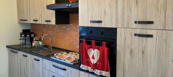 5 rooms Apartment in Carrara, Italy No. 193002 6