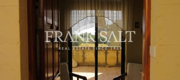 3 bedrooms House in Ghajnsielem, Malta No. 5541 8