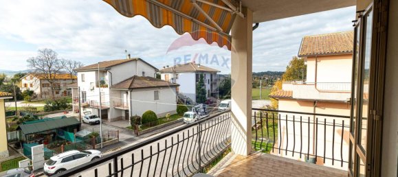 6-salle Appartement à Jesi, Italy No. 4736 27