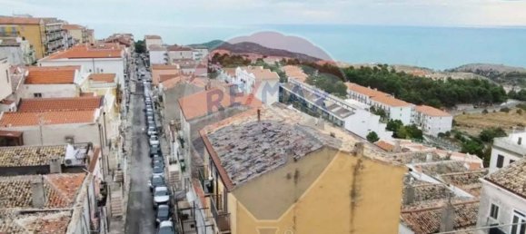 3 bedrooms Apartment in Monte Sant'Angelo, Italy No. 319476 9
