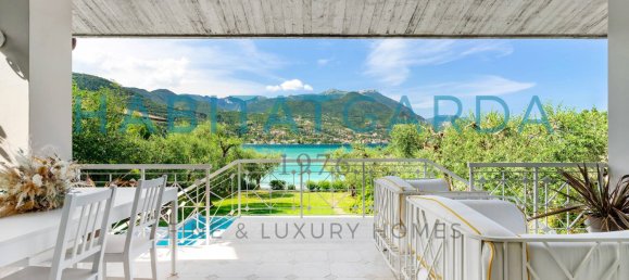 3 bedrooms Villa in San Felice del Benaco, Italy No. 115721 11