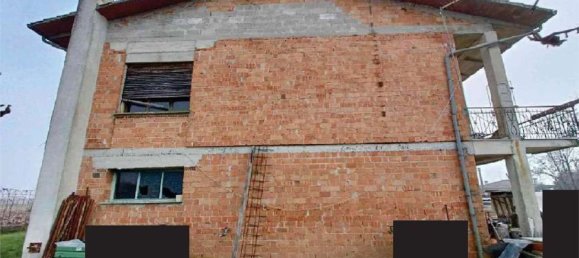 5 rooms House in Quinto di Treviso, Italy No. 228668 3