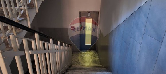 89m² Office in Torre del Greco, Italy No. 381393 12