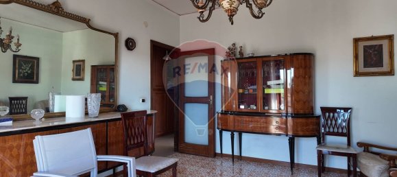 89m² Office in Torre del Greco, Italy No. 381393 25