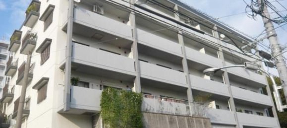 Квартира с 3 спальнями в Фукуока, Япония № 4829 2