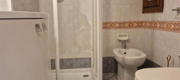 2-salle Appartement à Milan, Italy No. 247657 27