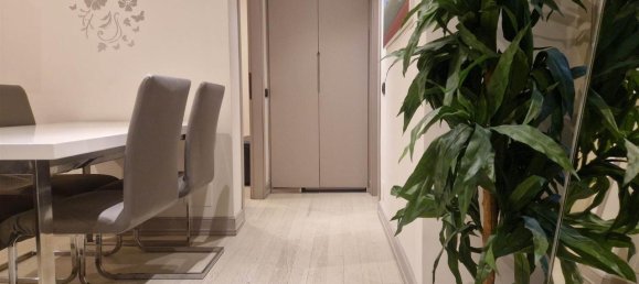 2-salle Appartement à Milan, Italy No. 247657 3