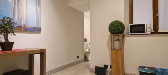 2-salle Appartement à Milan, Italy No. 247657 13