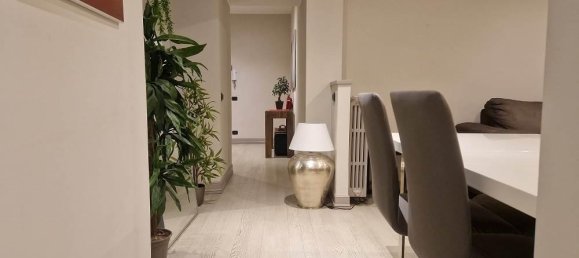 2-salle Appartement à Milan, Italy No. 247657 15