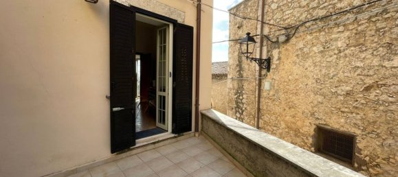 2 Schlafzimmer Wohnung in Rocca d'Arce, Italy, Nr. 113900 11