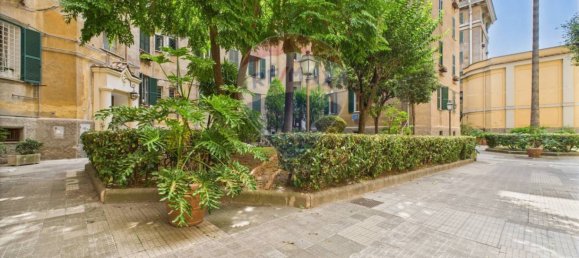 2 bedrooms Apartment in Rome, Italy No. 298177 3