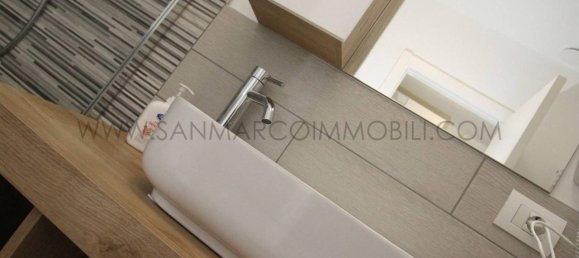 Studio à Lecco, Italy No. 125983 12