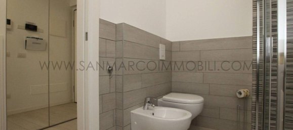 Studio à Lecco, Italy No. 125983 10