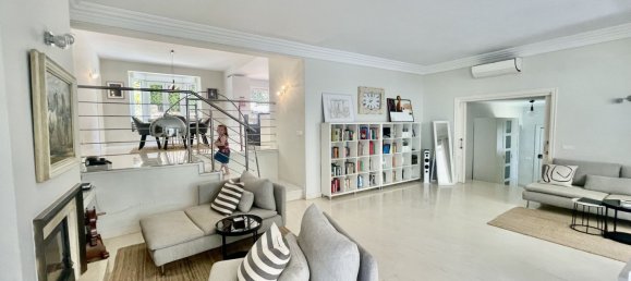 Villa de 5 dormitorios en Cádiz, Spain No. 140776 25