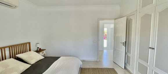 Villa de 5 dormitorios en Cádiz, Spain No. 140776 42