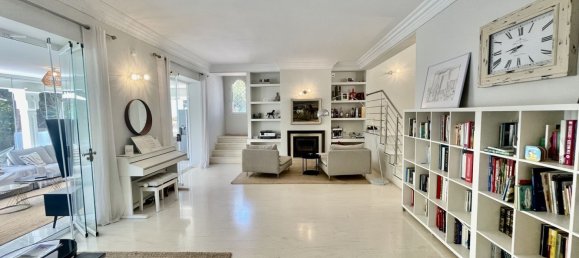 Villa de 5 dormitorios en Cádiz, Spain No. 140776 5