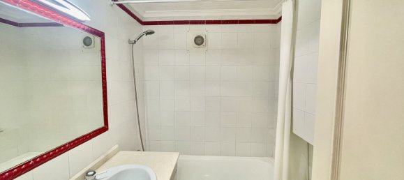 Villa de 5 dormitorios en Cádiz, Spain No. 140776 30