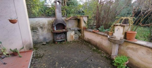 Villa de 6 dormitorios en Cervaro, Italy No. 206810 23