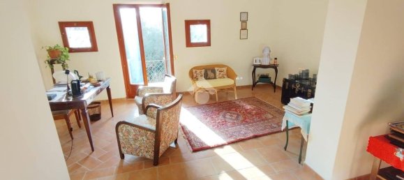 Villa de 6 dormitorios en Cervaro, Italy No. 206810 17