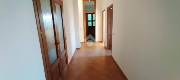 Villa de 6 dormitorios en Cervaro, Italy No. 206810 14