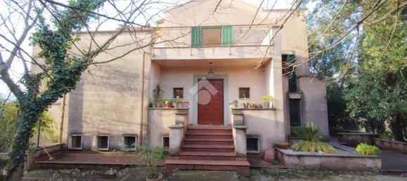 Villa de 6 dormitorios en Cervaro, Italy No. 206810 6