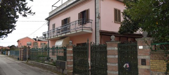Apartamento de 4 divisões em San Giovanni Teatino, Italy N.º 85781 2
