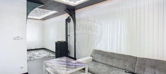 8-salle Bâtiment à Mulhouse, France No. 229523 4