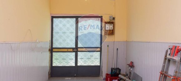 4 rooms House in Catania, Italy No. 72163 12