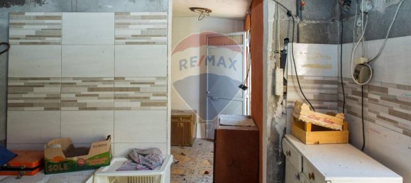 4 rooms House in Catania, Italy No. 72163 35