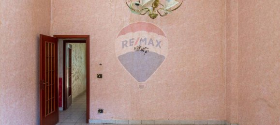 4 rooms House in Catania, Italy No. 72163 30