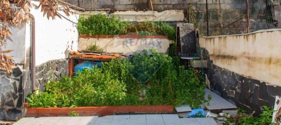 4 rooms House in Catania, Italy No. 72163 31