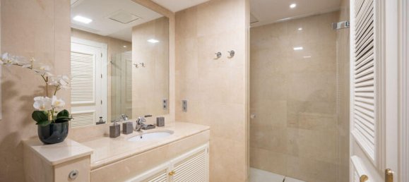 6 غرف نوم فيلا في Marbella, Spain رقم 61282 39