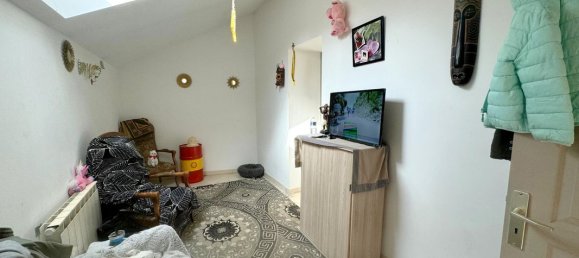 Casa de 2 dormitorios en Vesdun, France No. 238040 7