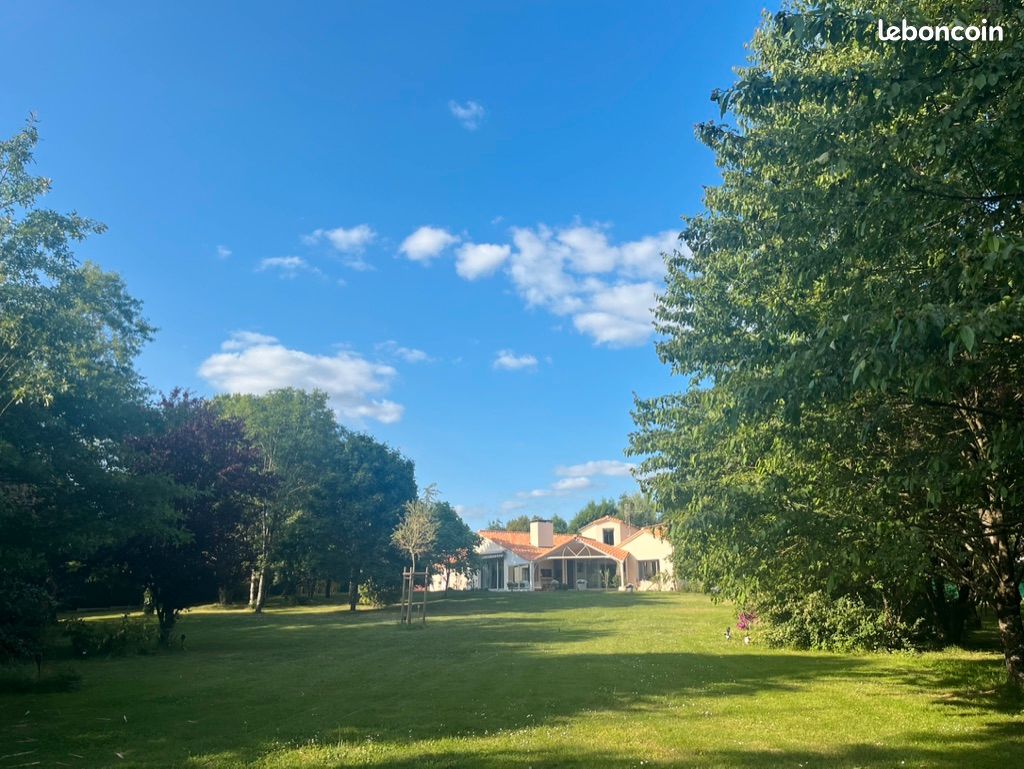 4 Schlafzimmer Villa in Chantonnay, France, Nr. 324916