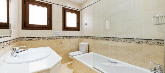 5 غرف نوم فيلا في Alameda, Spain رقم 177875 13