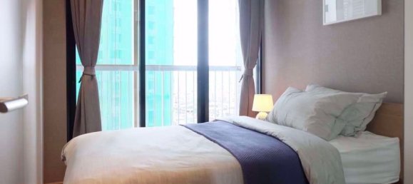 Apartamento com 2 quartos em condomínio em Park Origin Phromphong Bangkok, Thailand N.º 31585 11