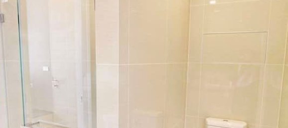 Apartamento com 2 quartos em condomínio em Park Origin Phromphong Bangkok, Thailand N.º 31585 13