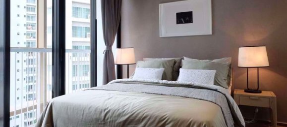 Apartamento com 2 quartos em condomínio em Park Origin Phromphong Bangkok, Thailand N.º 31585 8