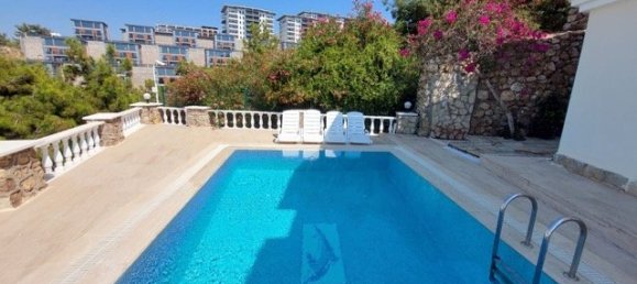 Villa 4+1 in Antalya, Turkey No. 34138 3