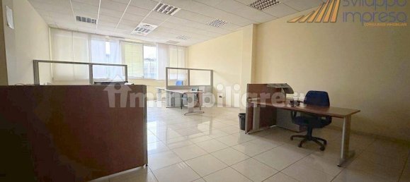 5 rooms Office in Cinisello Balsamo, Italy No. 61097 17