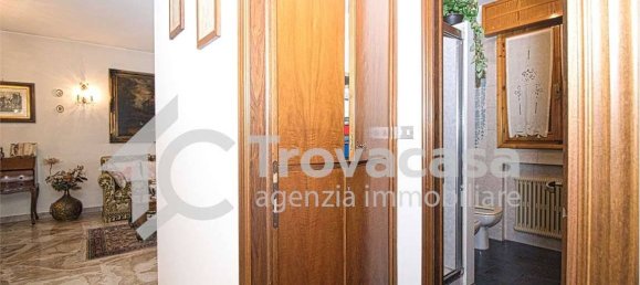 3 bedrooms Apartment in Modena, Italy No. 53845 38