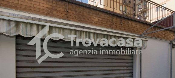 3 bedrooms Apartment in Modena, Italy No. 53845 11